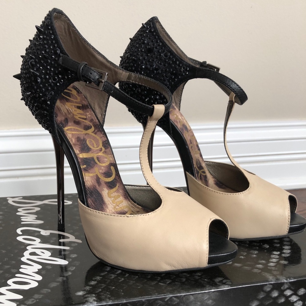 Sam Edelman ‘Scarlett’ Nude and Black Spikey Heels